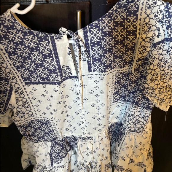 Forever 21 Blue and White Ruffled Blouse - Picture 3 of 3